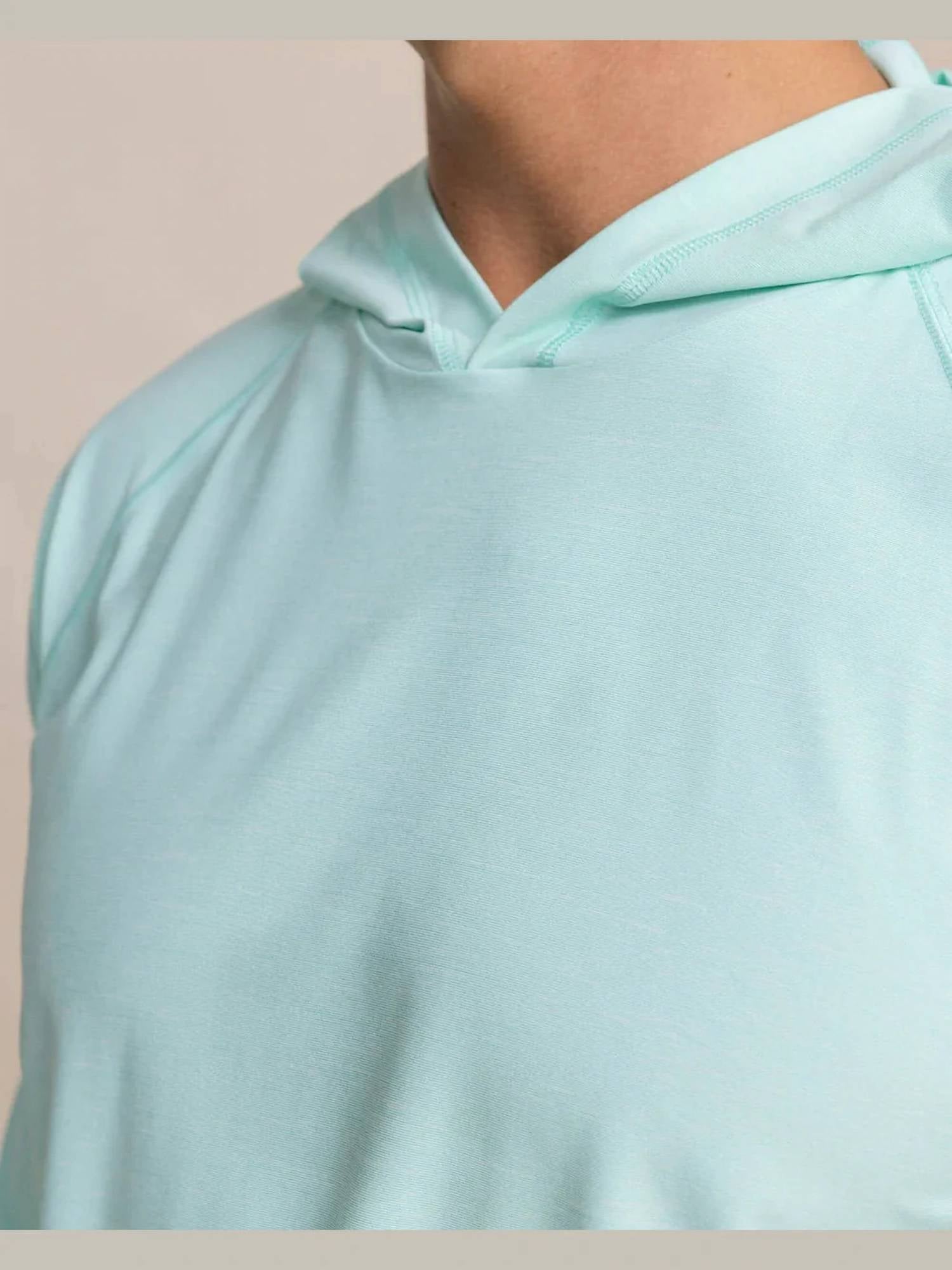 Southern Tide - Long Sleeve Coastal Breeze Performance Hoodie