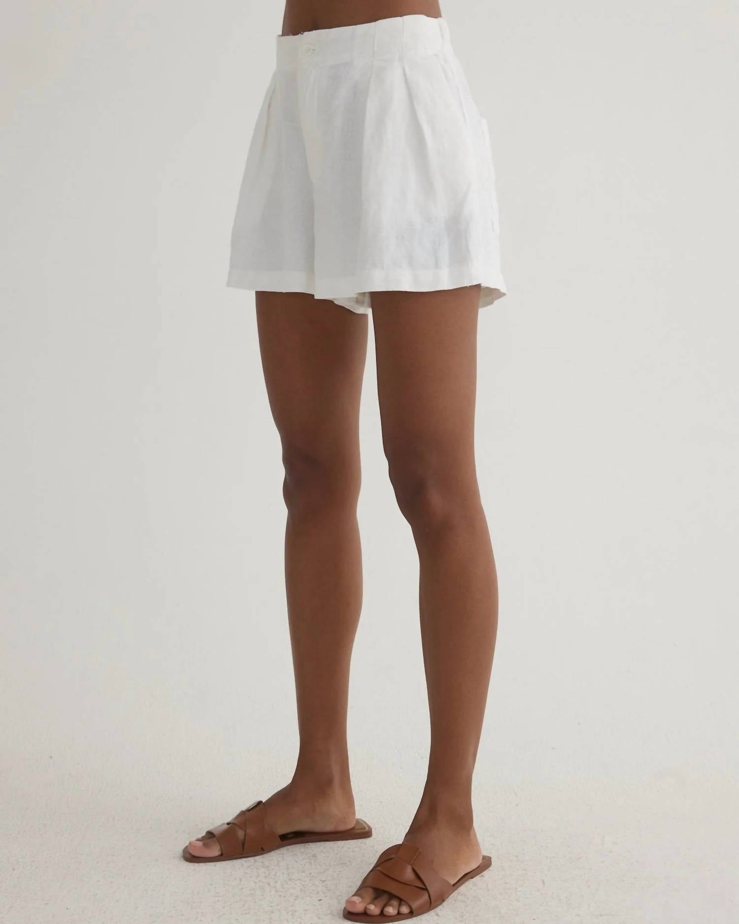 Bella Dahl Pleated Shorts in white - women's shorts - detail view