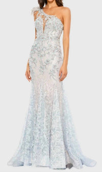 Mac Duggal - Embroidered Applique Feathered One Shoulder Trumpet Gown