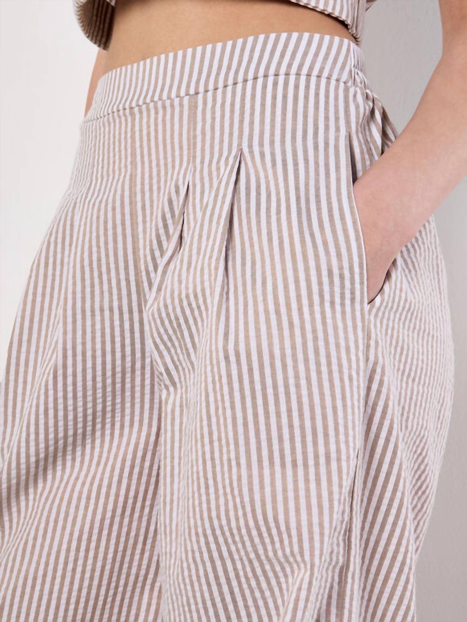 Apricot - Seersucker Pleat Trouser
