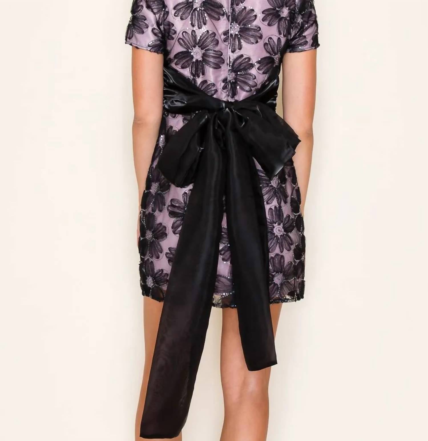 B.Right - V-neck Short Sleeve Back Tie Mini Dress