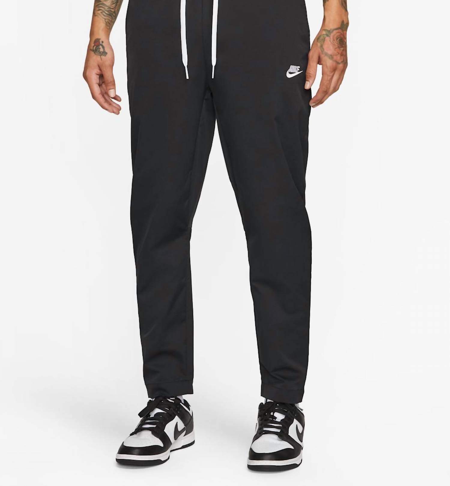 Nike - Woven Tapered Leg Pants