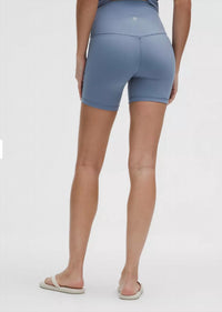 Lululemon - Align High Rise Short