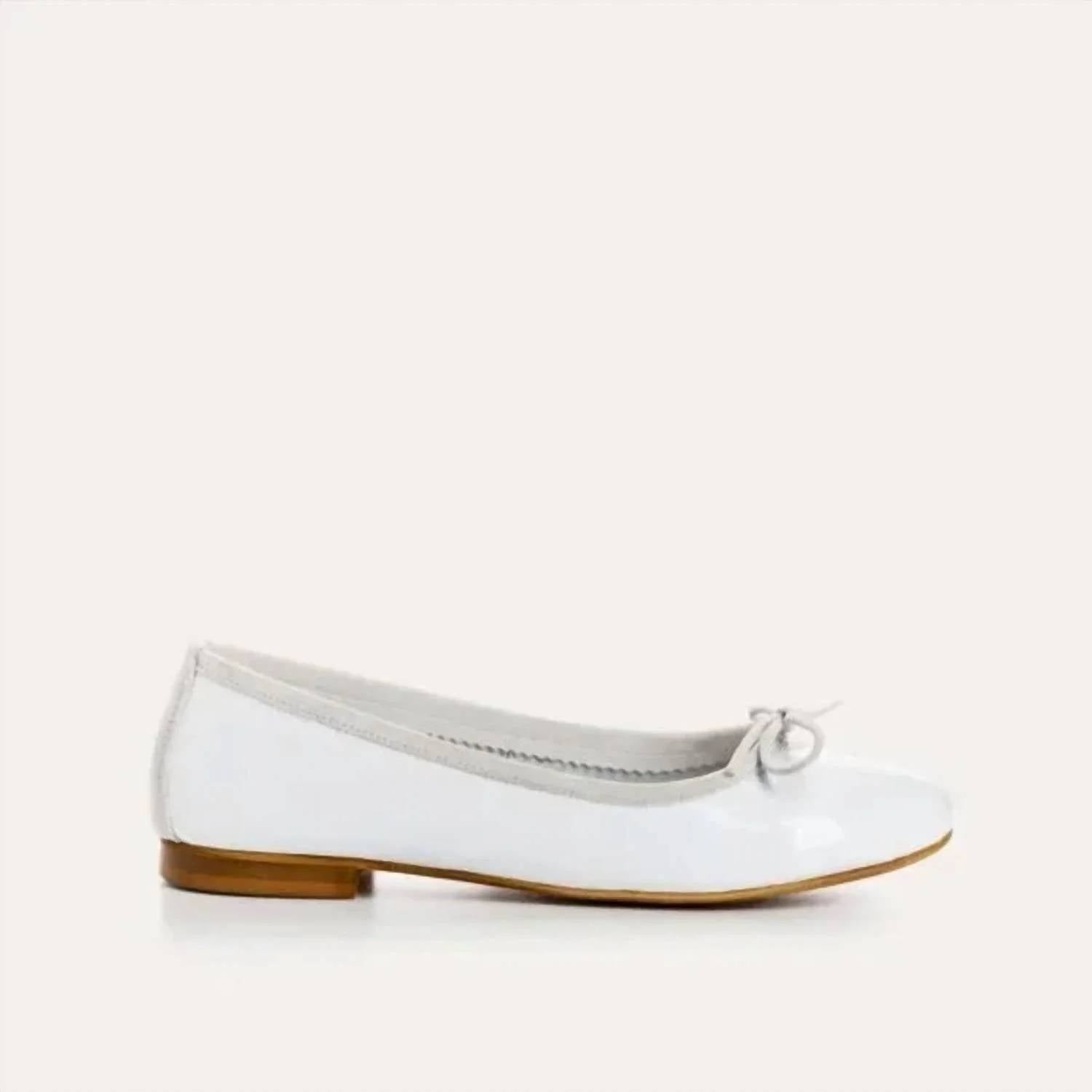 Reqins - Women's Carmen Flats