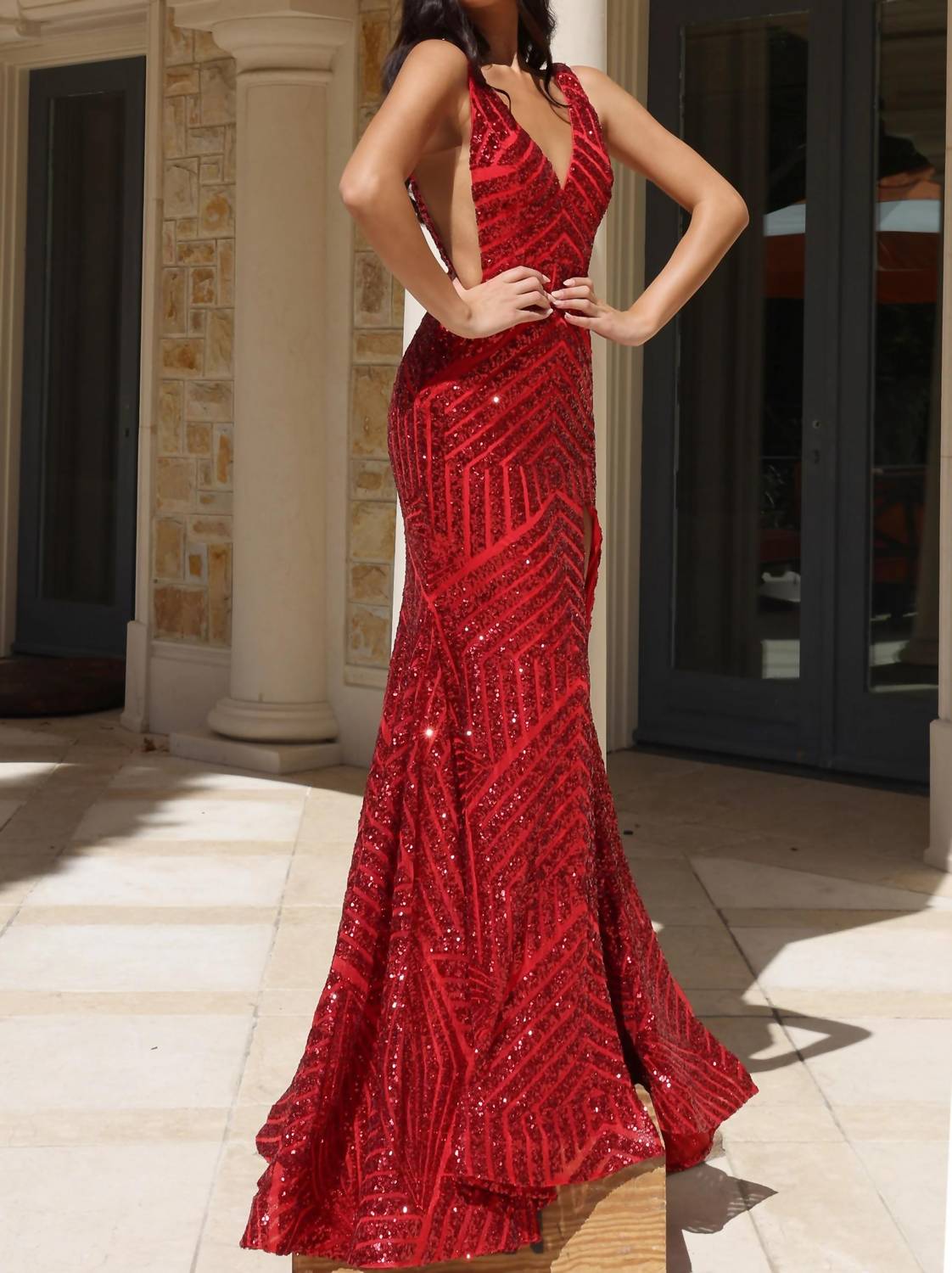 Jovani - V-neck Sleeveless Gown