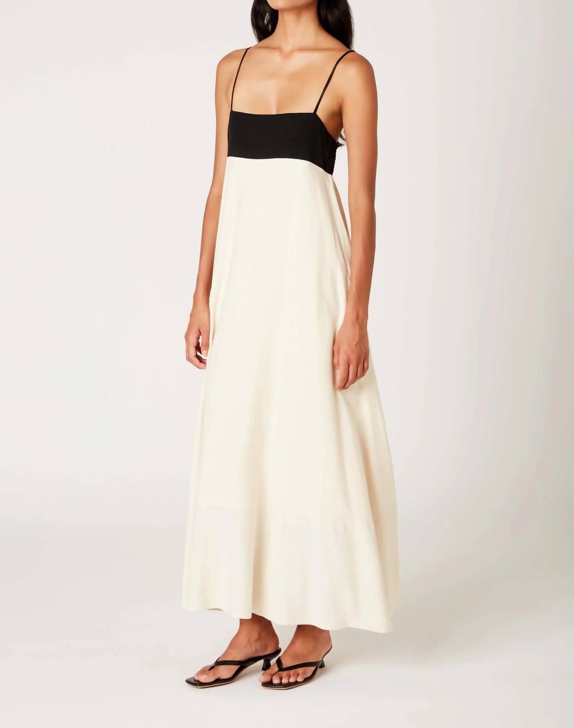 Nia - Clove Dress