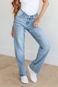 Judy Blue - High Rise V Front Waistband Straight Leg Raw Hem Jeans