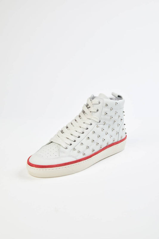 STUDDED LEATHER SNEAKER