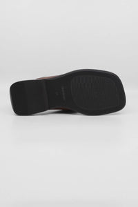 Pavement - Women's Lina Leather Flip-flops