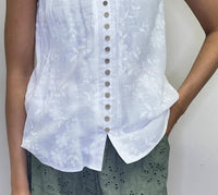 Papillon - Embossed Crinkle Sleeveless Blouse