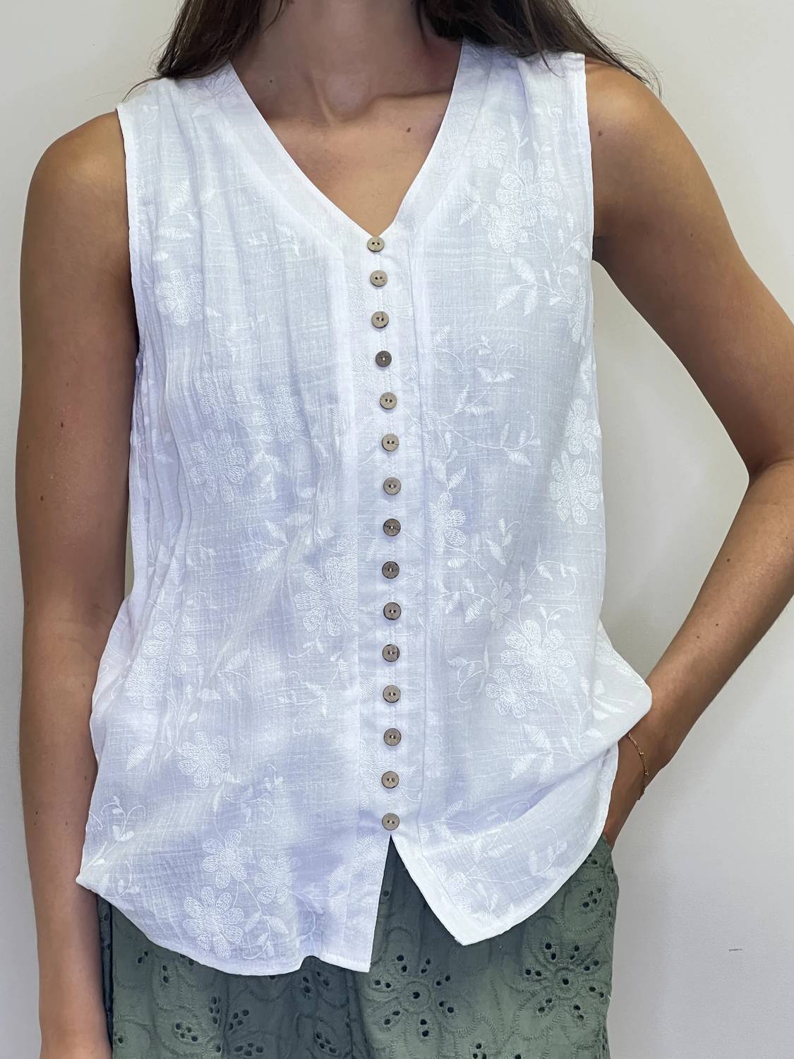 Papillon - Embossed Crinkle Sleeveless Blouse