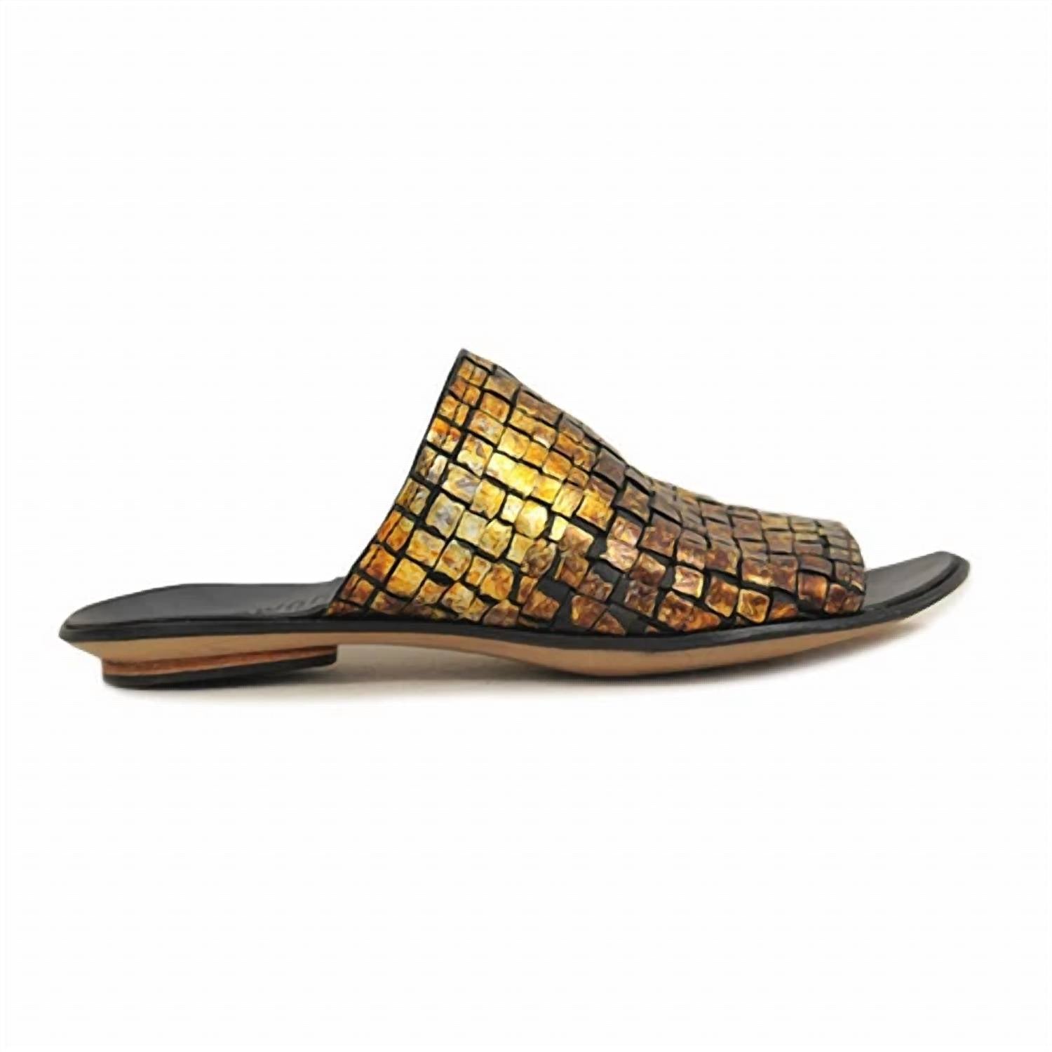 Cydwoq - Women's Asia Vintage Sandal