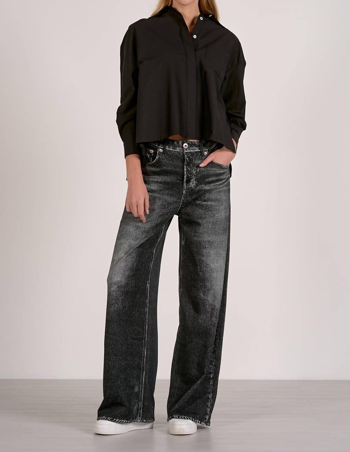 ELAN Elastic Waistband Jeans With Pockets in blue - women's jeans