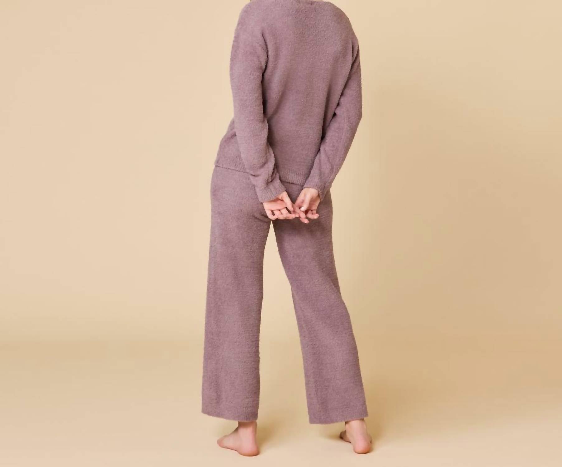 Softies - Solid Marshmallow V-neck Lounge Set