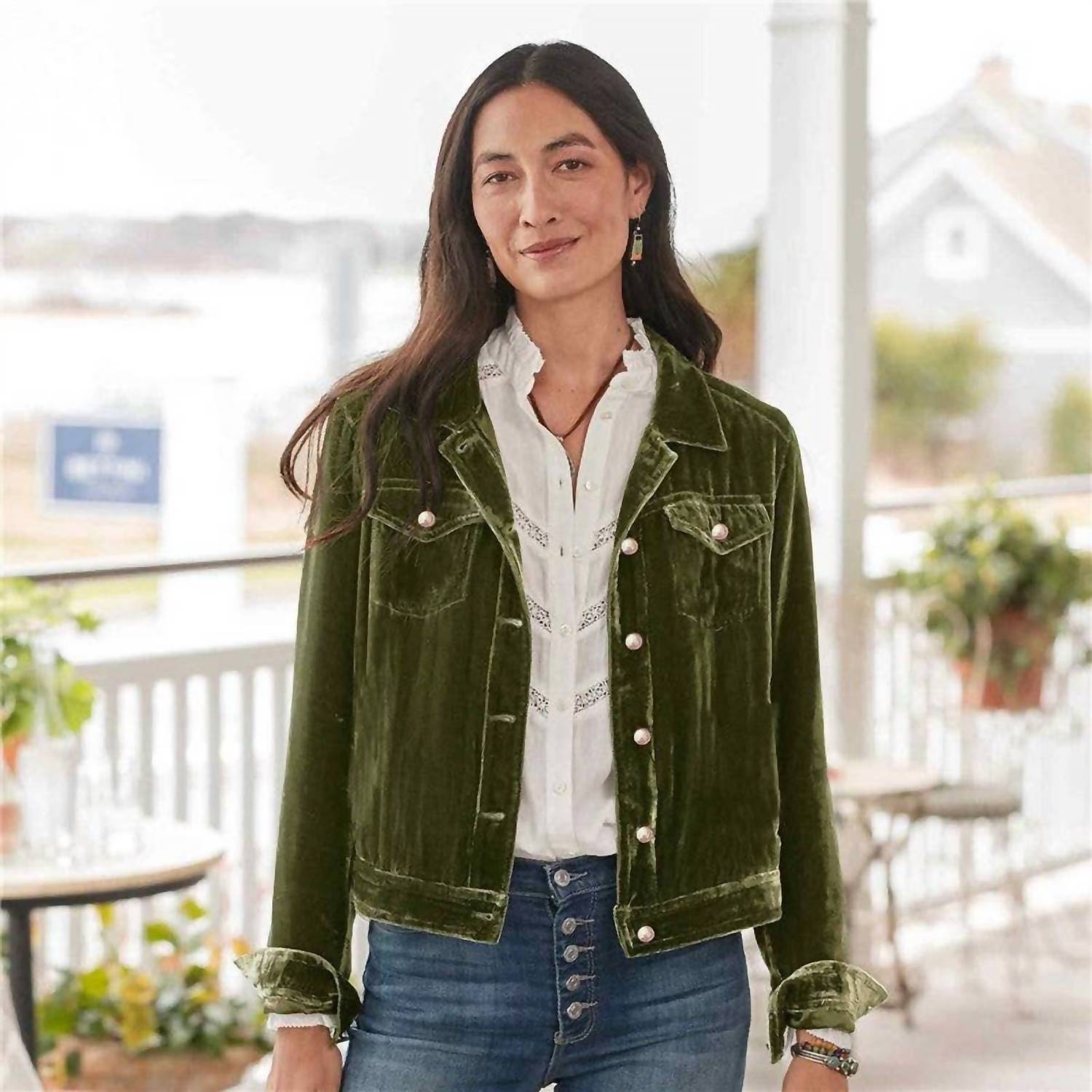 Uzwholesale - Cropped Velvet Jacket With Lapel
