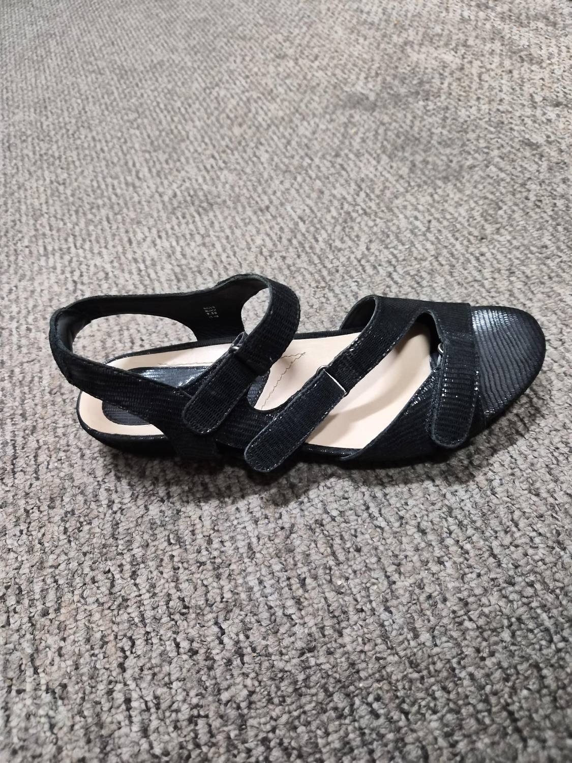 Earth - Women's Nova Sandal