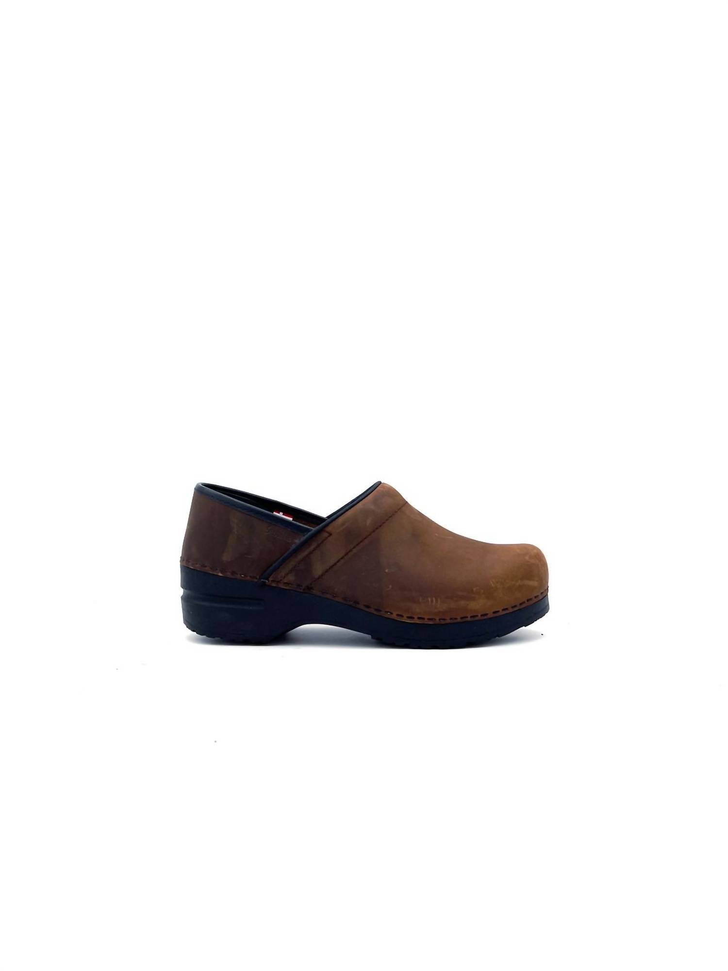 Sanita - Women's Professional Oil Clogs
