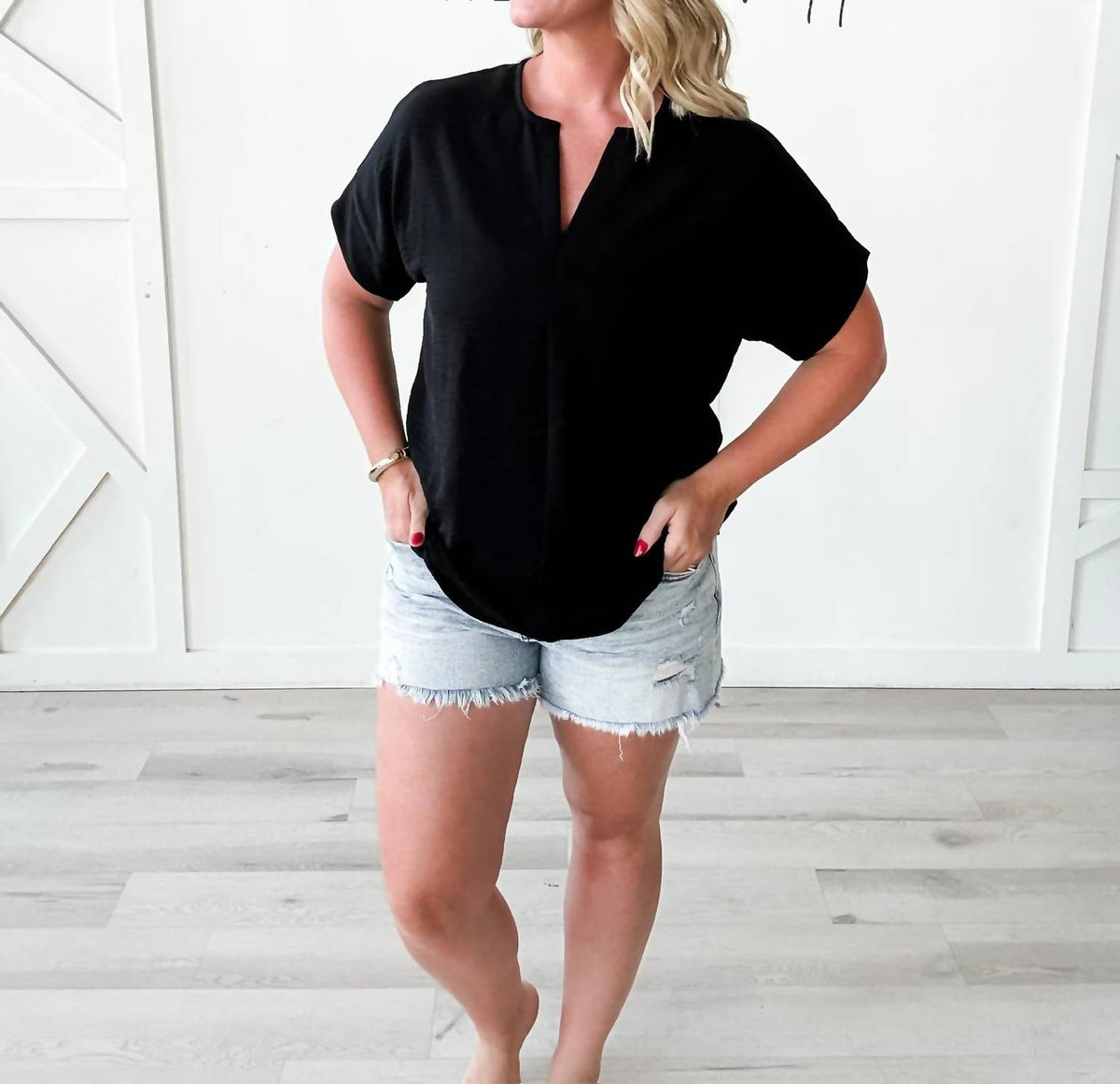 Zenana - Bernie Airflow Split Neck Top