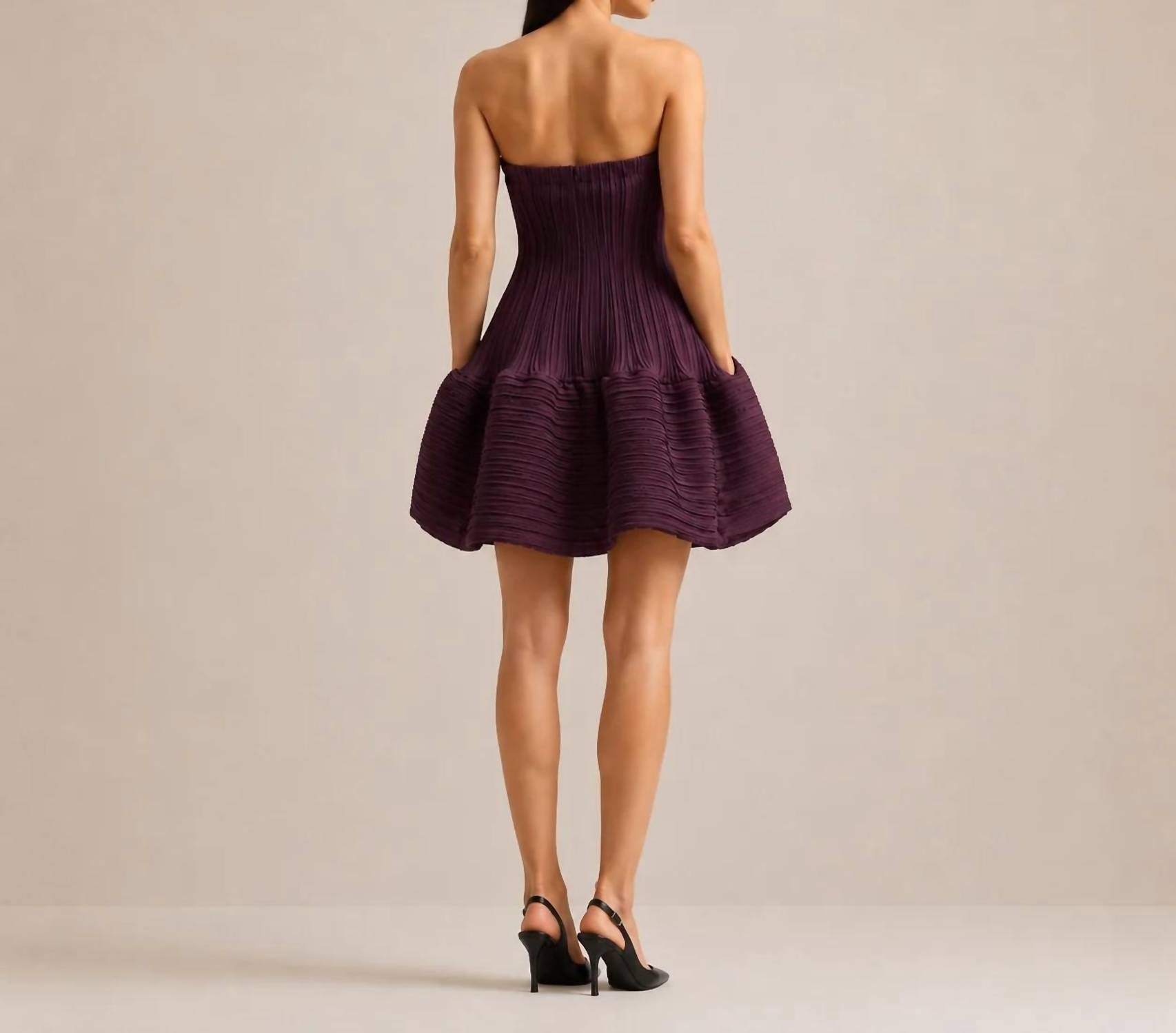 Daphne Valente - Hyper Mini Dress