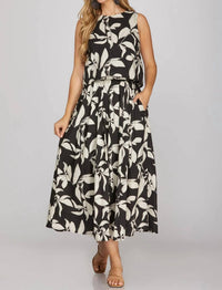 She + Sky - Printed Midi Skirt With Back Elastic Waistband