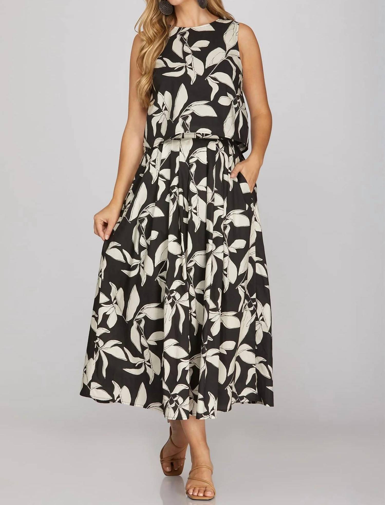 She + Sky - Printed Midi Skirt With Back Elastic Waistband