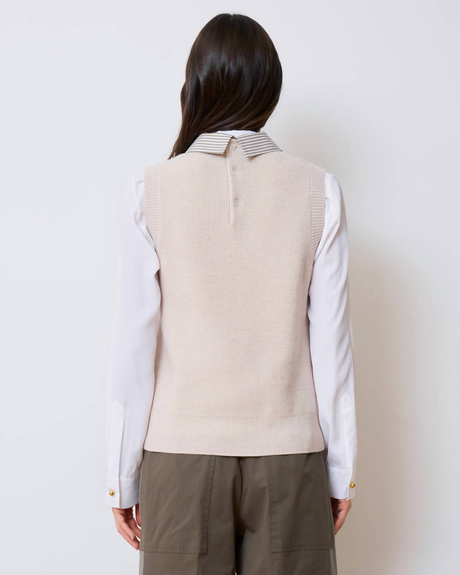 We-Ar4 - The School Vest
