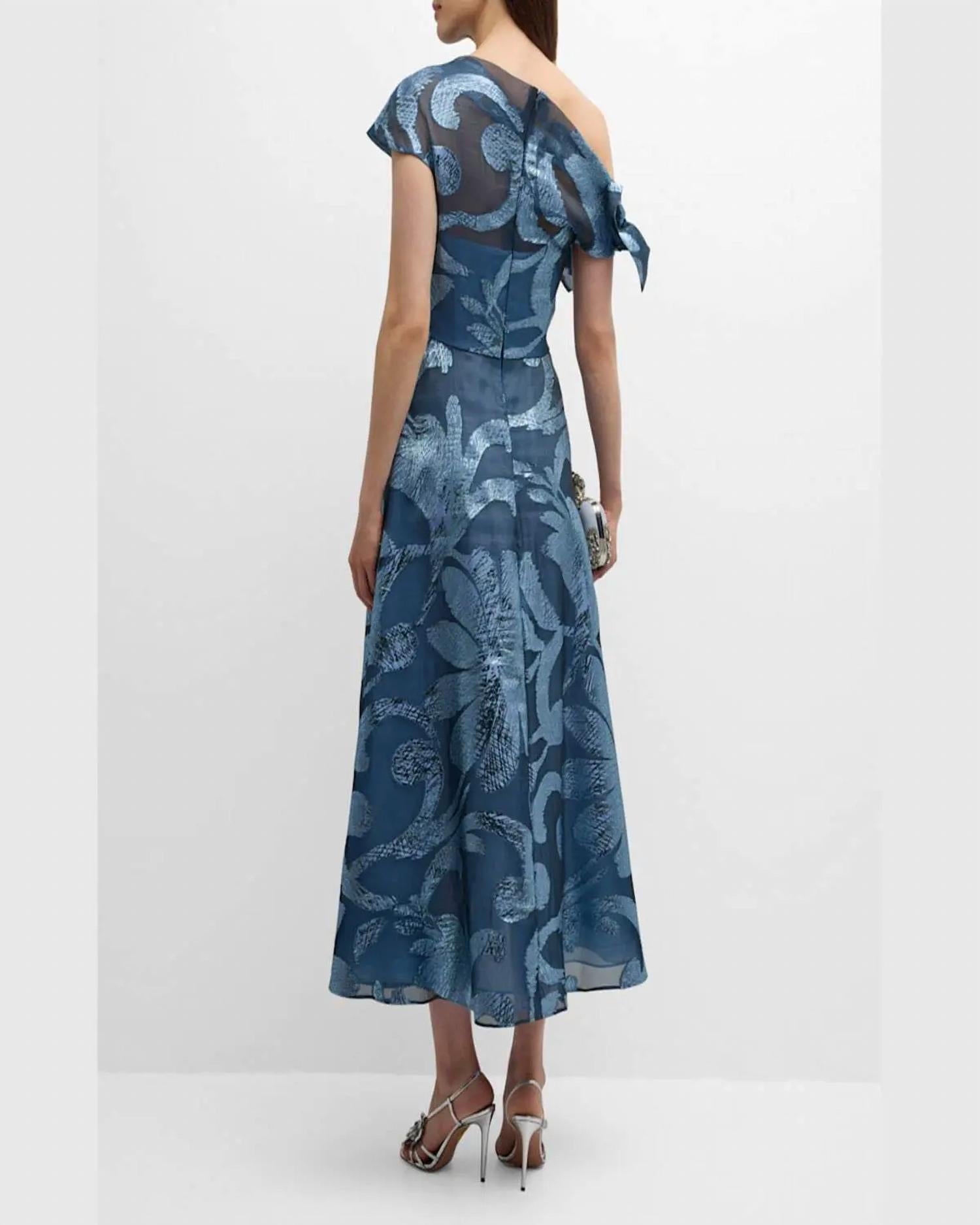 Lela Rose - Evelyn Off The Shoulder Metallic Fil Coupe Midi Dress