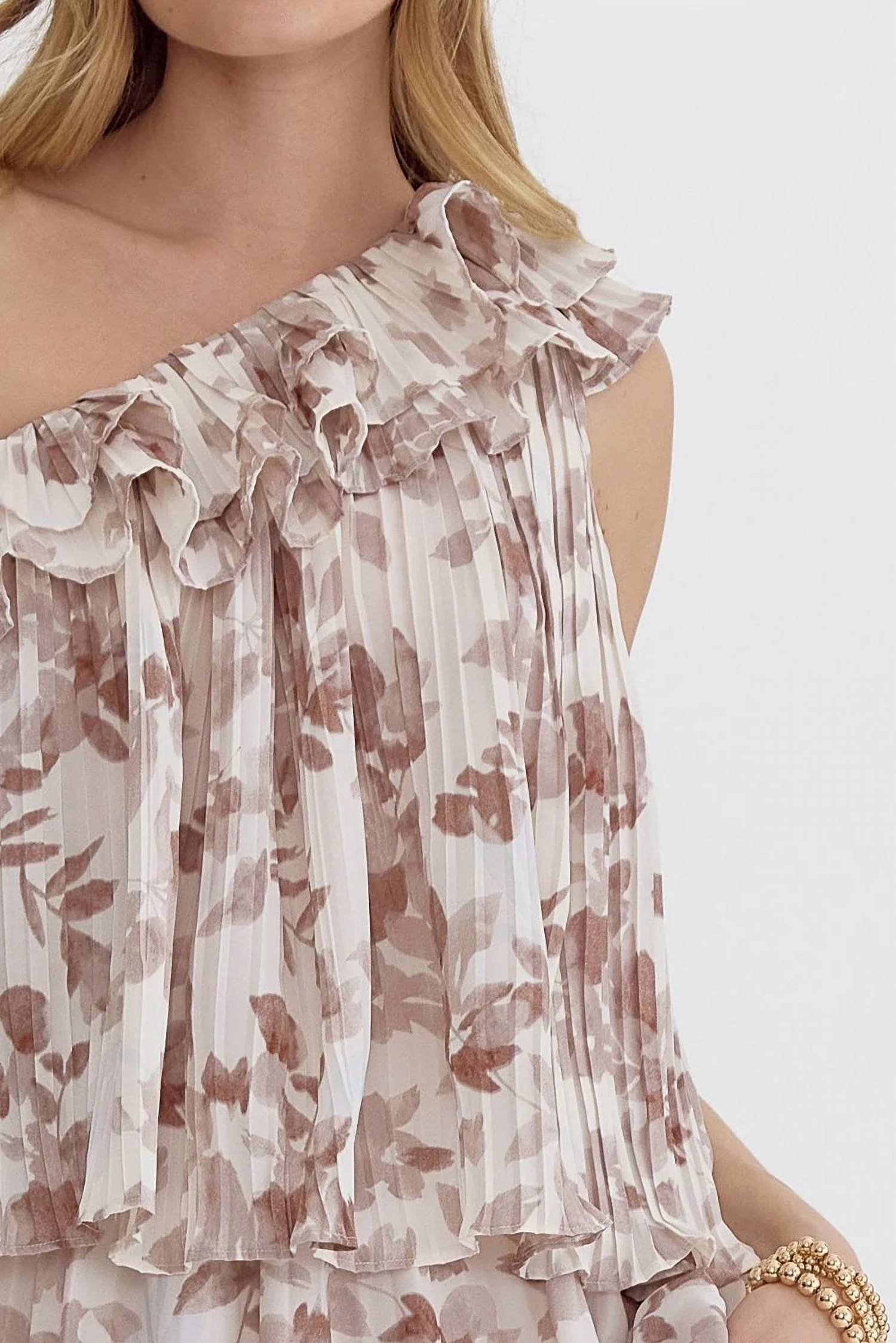 Entro - Petal Whisper One-shoulder Top