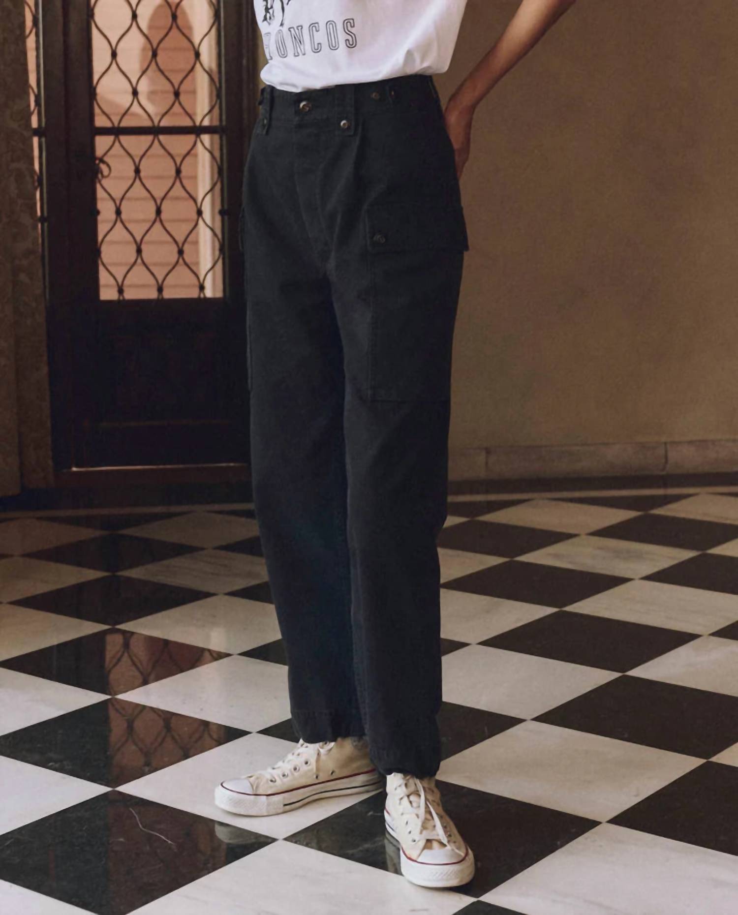 THE GREAT. Convoy Pants in black - women's pants - detail view