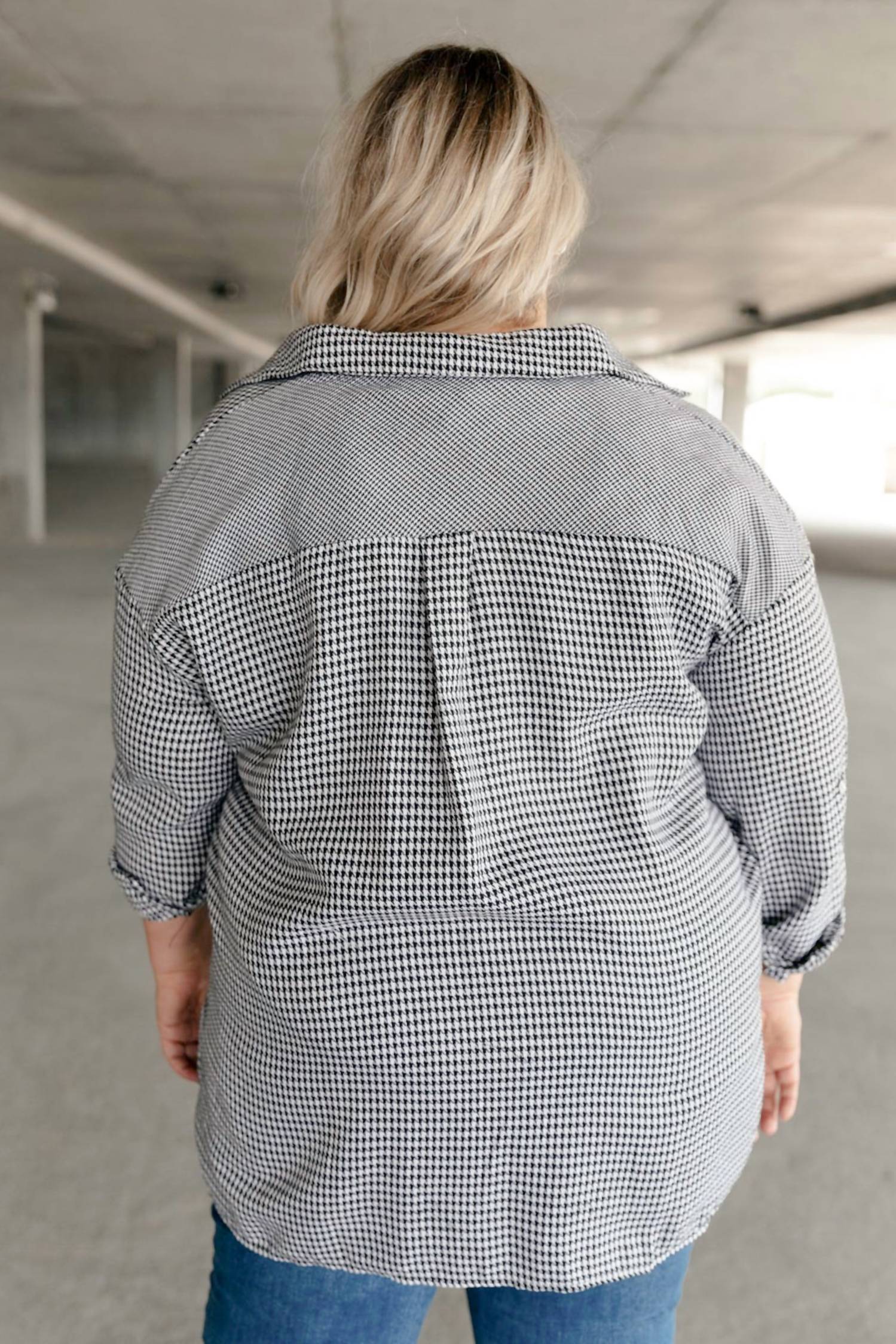 Andree By Unit - Mixed Houndstooth Button Up Top