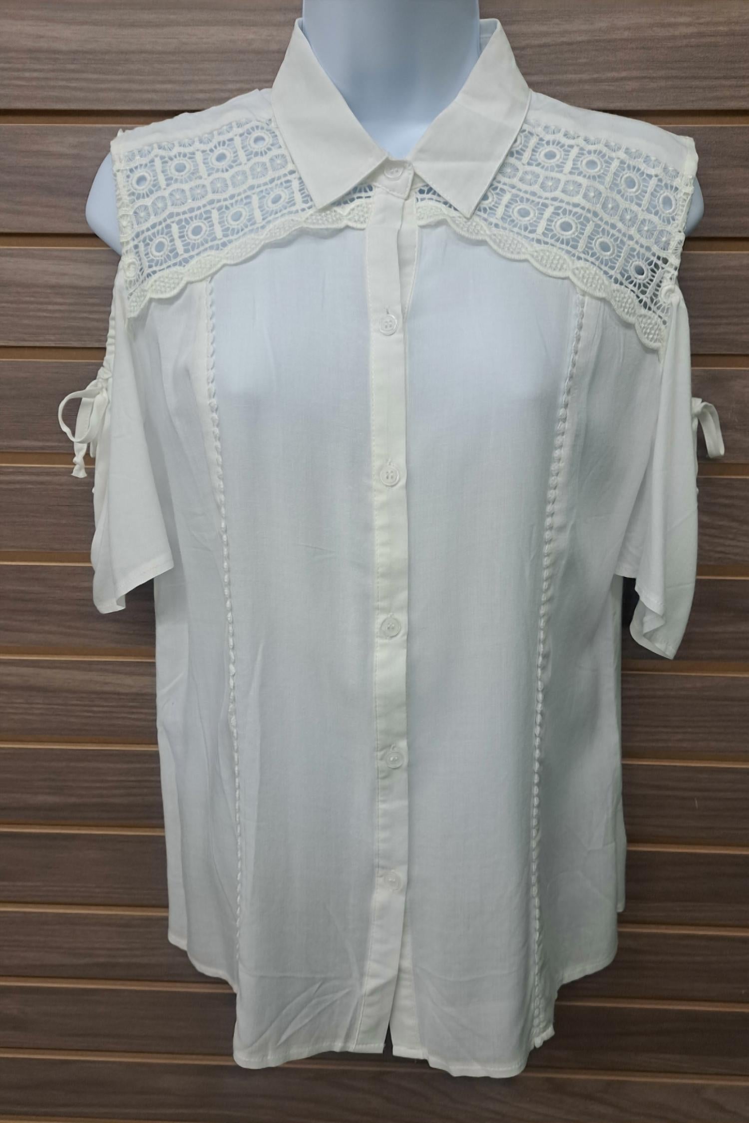 Rolypoly - Women's Linen Lace Cold Shoulder Button Blouse