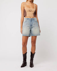 Abrand Jeans - CARRIE SHORT