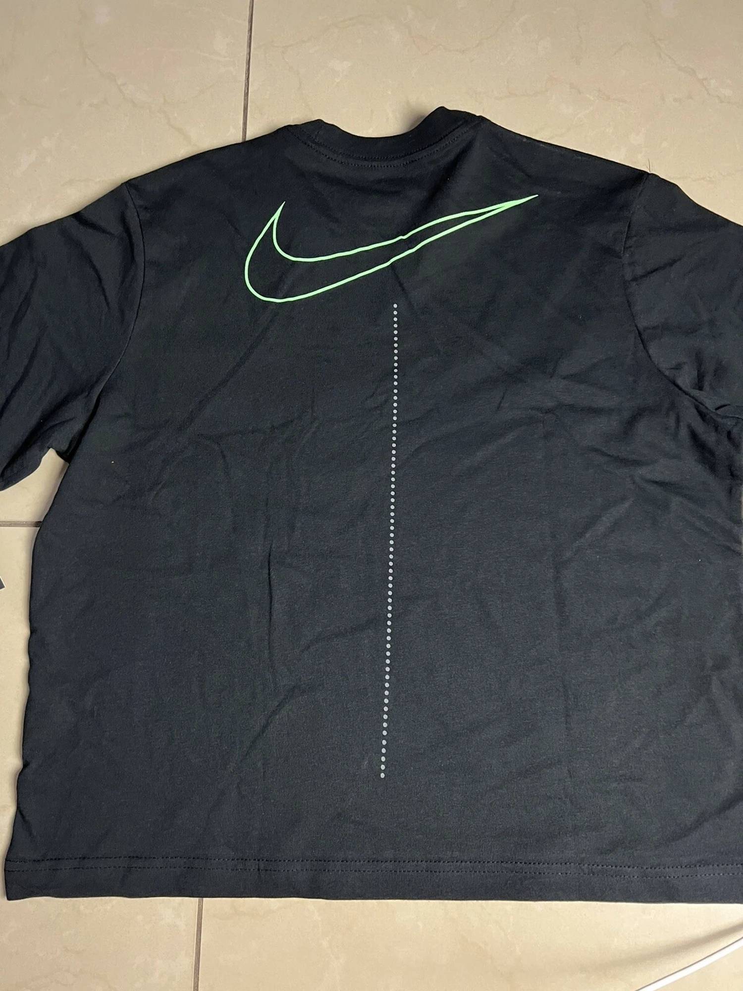 Nike - Women's Nsw Short Sleeve Boxy Tee