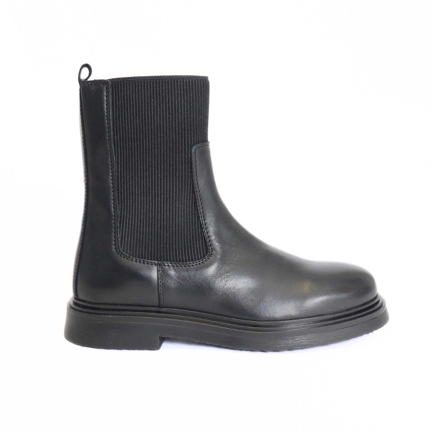 Pavement - Women's Friia Boots