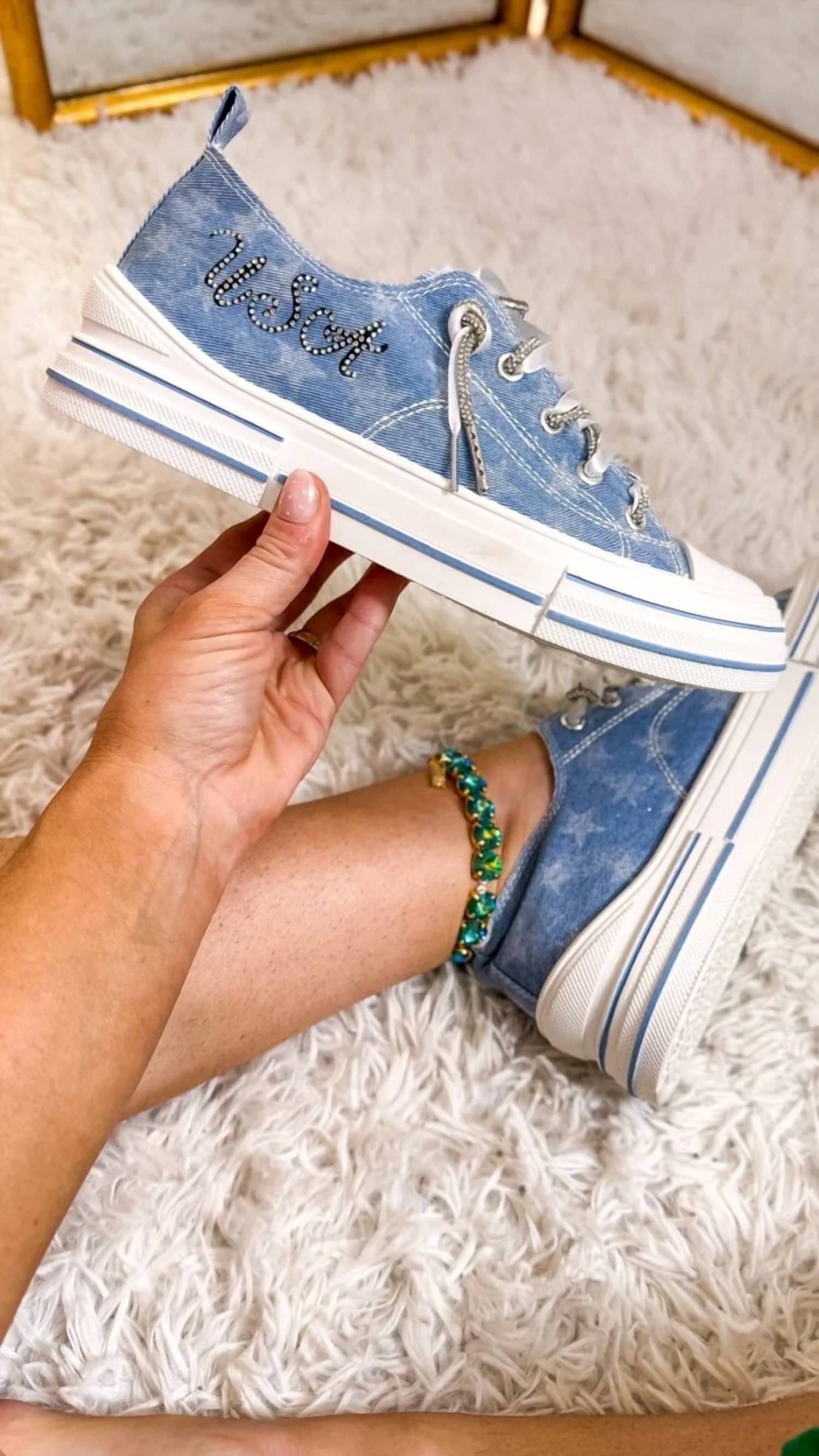 Very G - Women's Sparkle In The Usa Sneakers