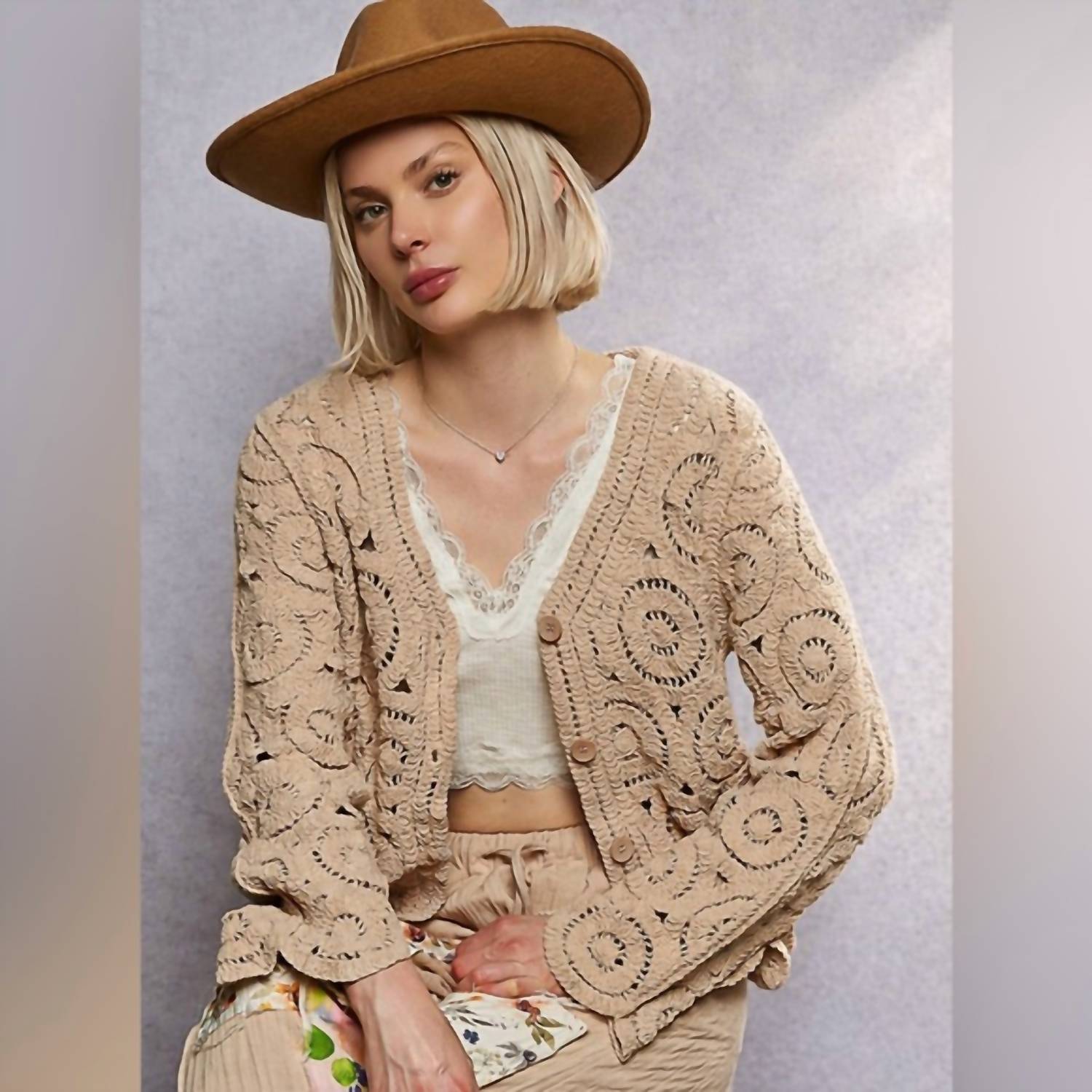 Pol - Soft Scallop Knitted V-neck Button Down Cardigan