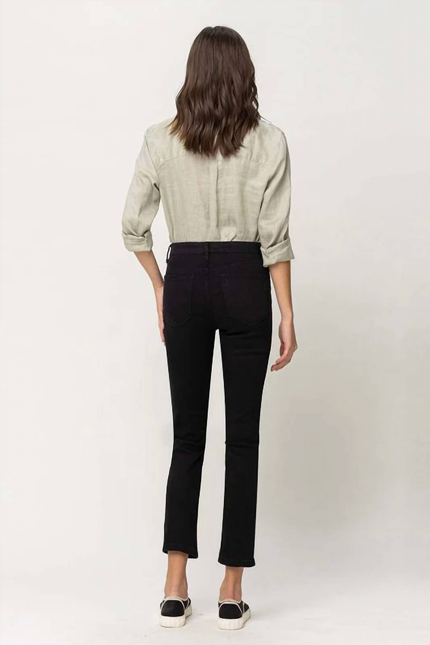 Sanity Style - Regina Straight Leg Jeans