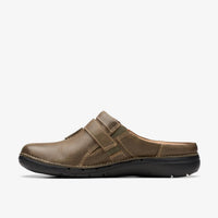 Clarks - Women's Un Loop Ease Slip On Shoes