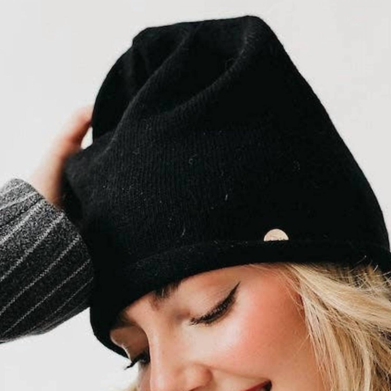 Pretty Simple - Rolled Edge Cashmere Blend Beanie Hat