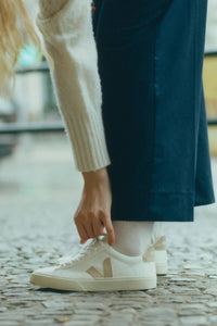 Veja - Women's Campo Leather Sneakers