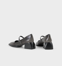 Vagabond Shoemakers - Women's Vivian Mary Jane Pumps