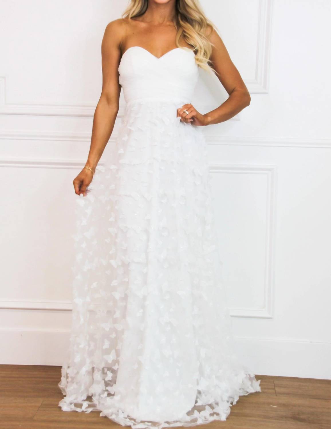 Maniju - Butterfly Kisses Strapless Applique Maxi Dress