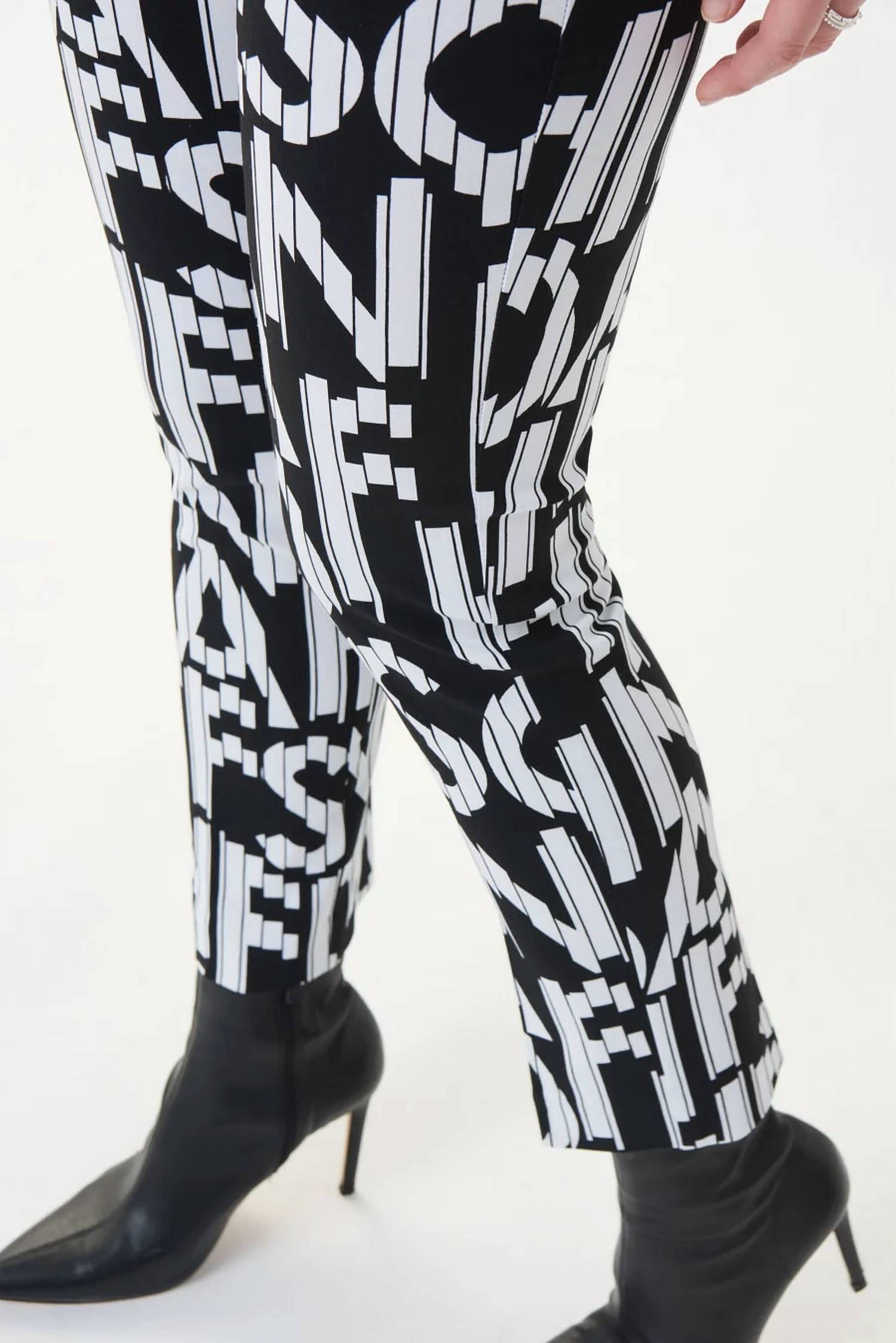 Joseph Ribkoff - Lettering Print Pants