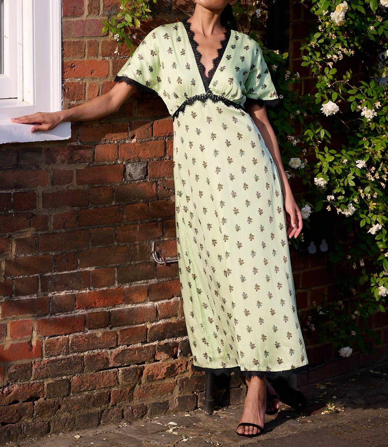 Neve & Noor - Cleo Floral Lace Dress