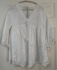 Tempo Paris - Women's Eyelet Oversize Top