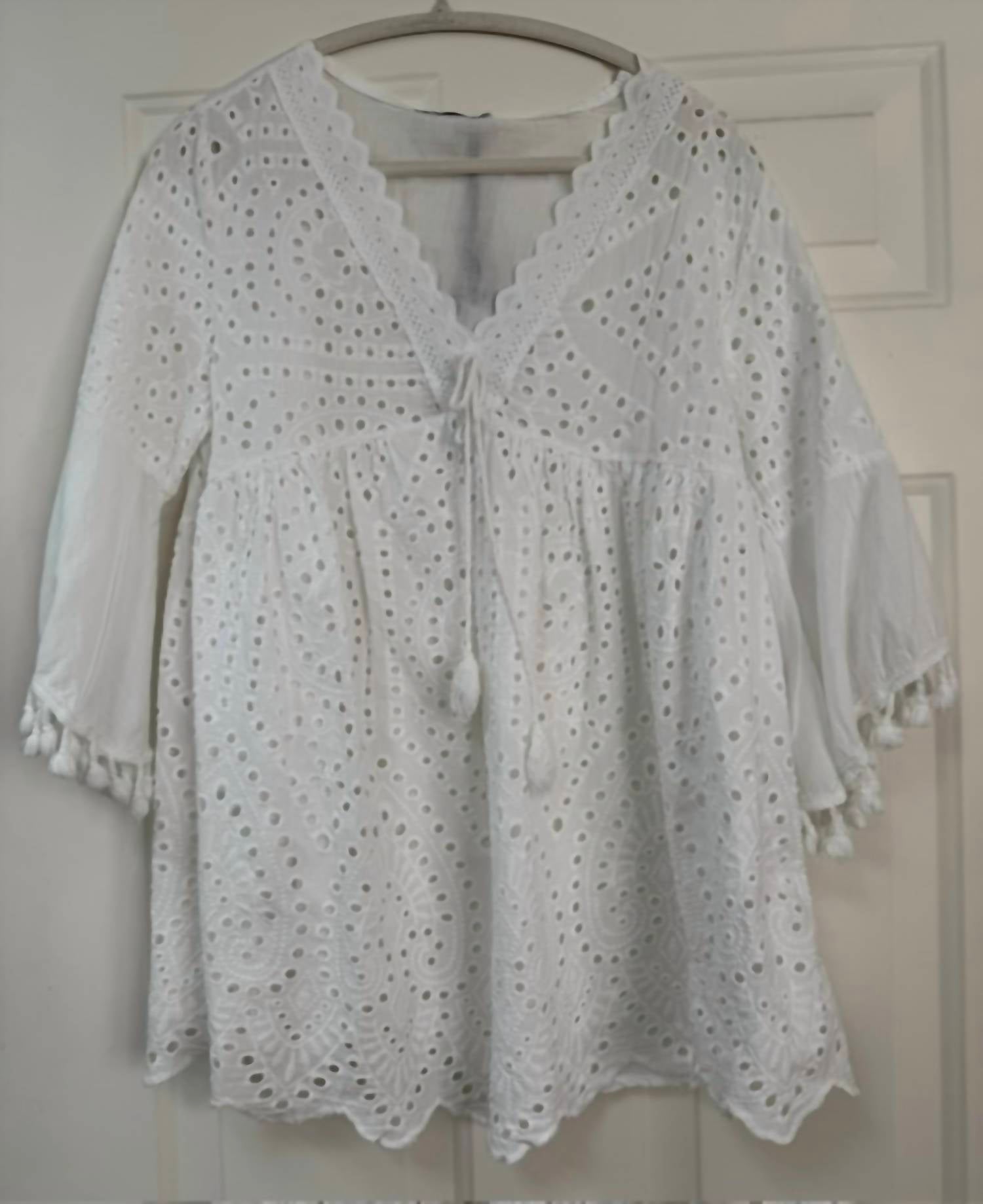 Tempo Paris - Women's Eyelet Oversize Top