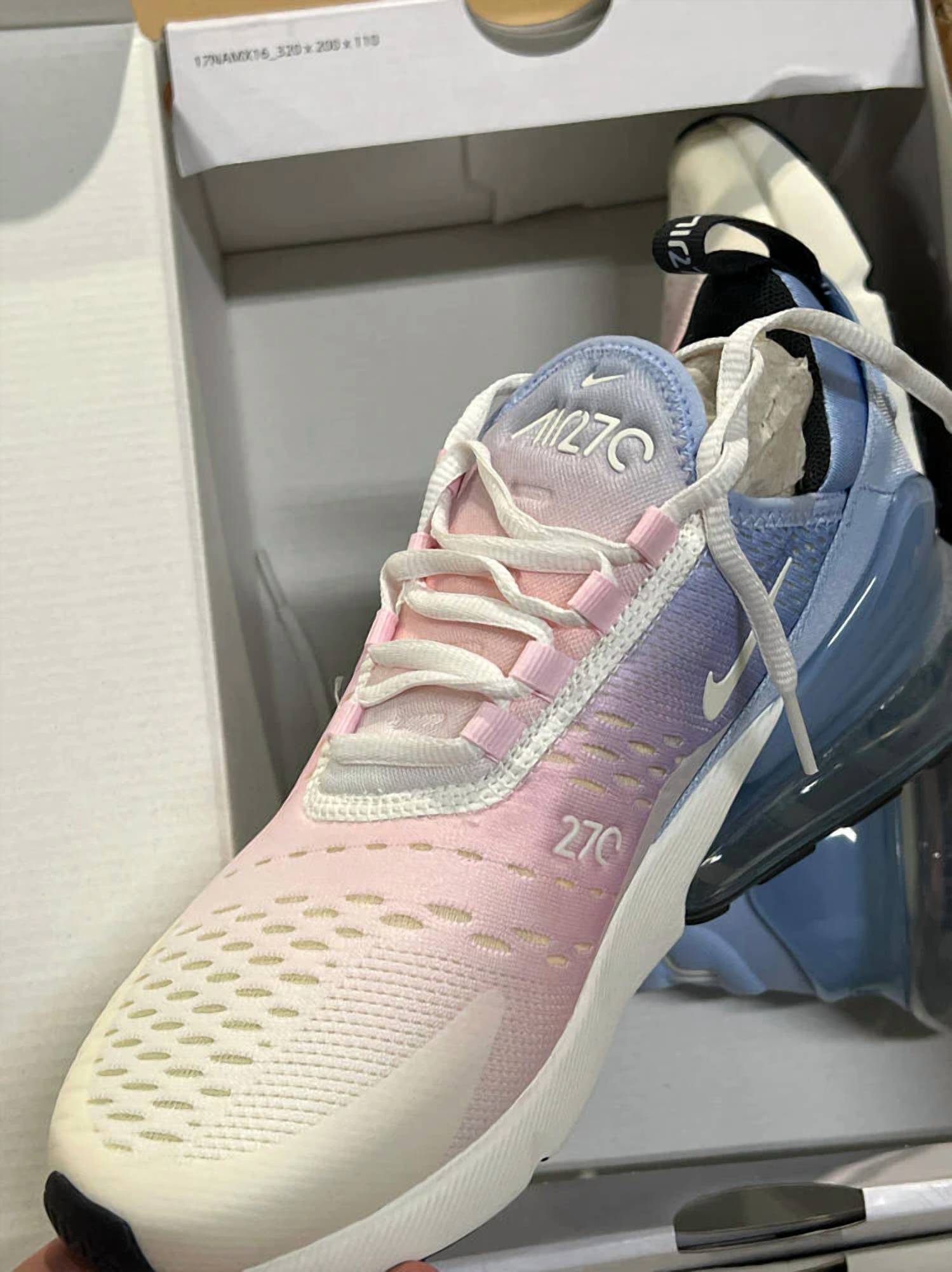 Nike - Women's Air Max 270 Shoe