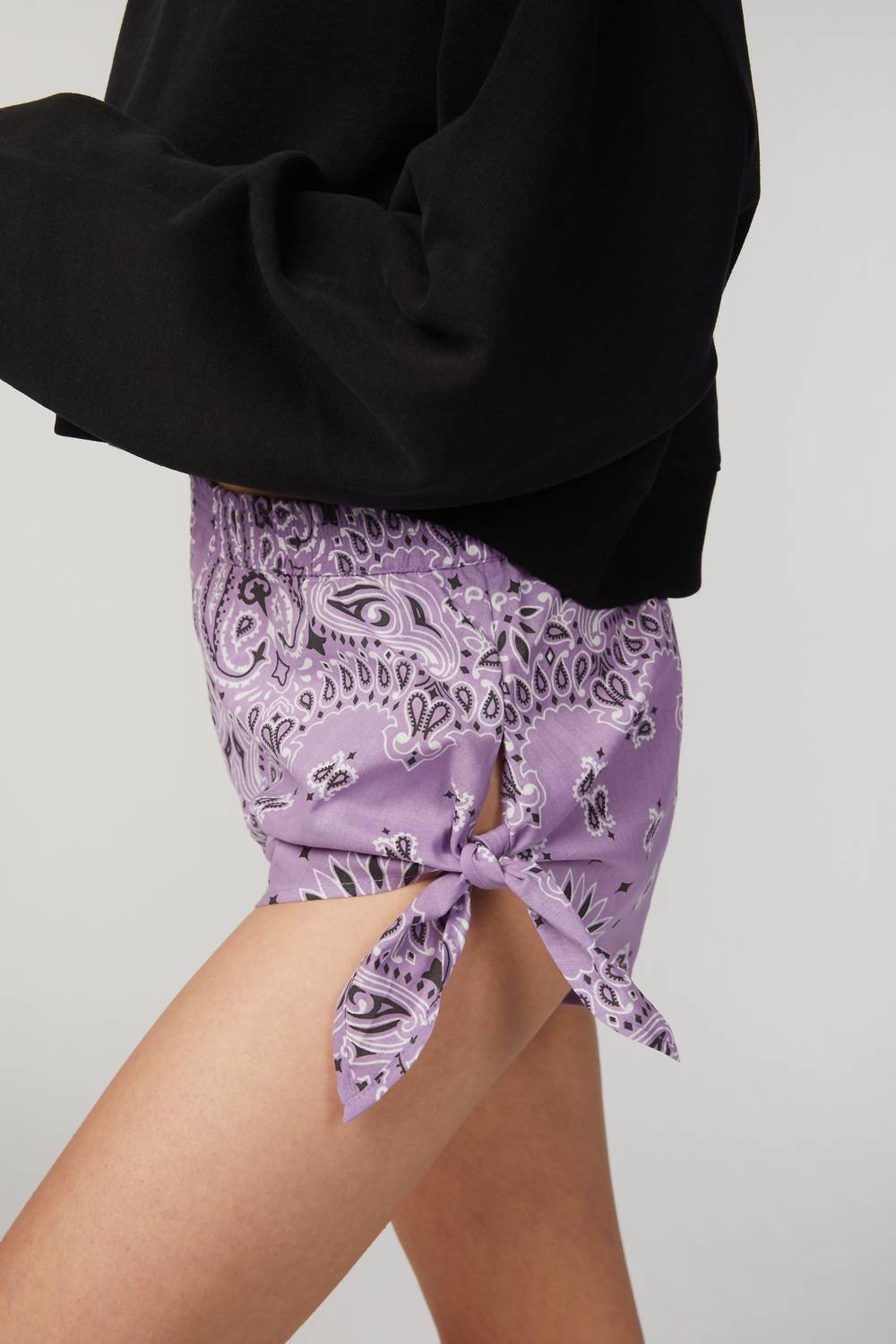 KNOT SHORTS