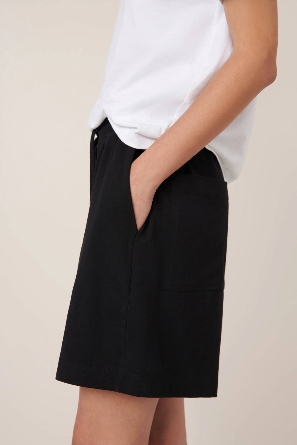 Kowtow - Drawcord Mid Rise Shorts