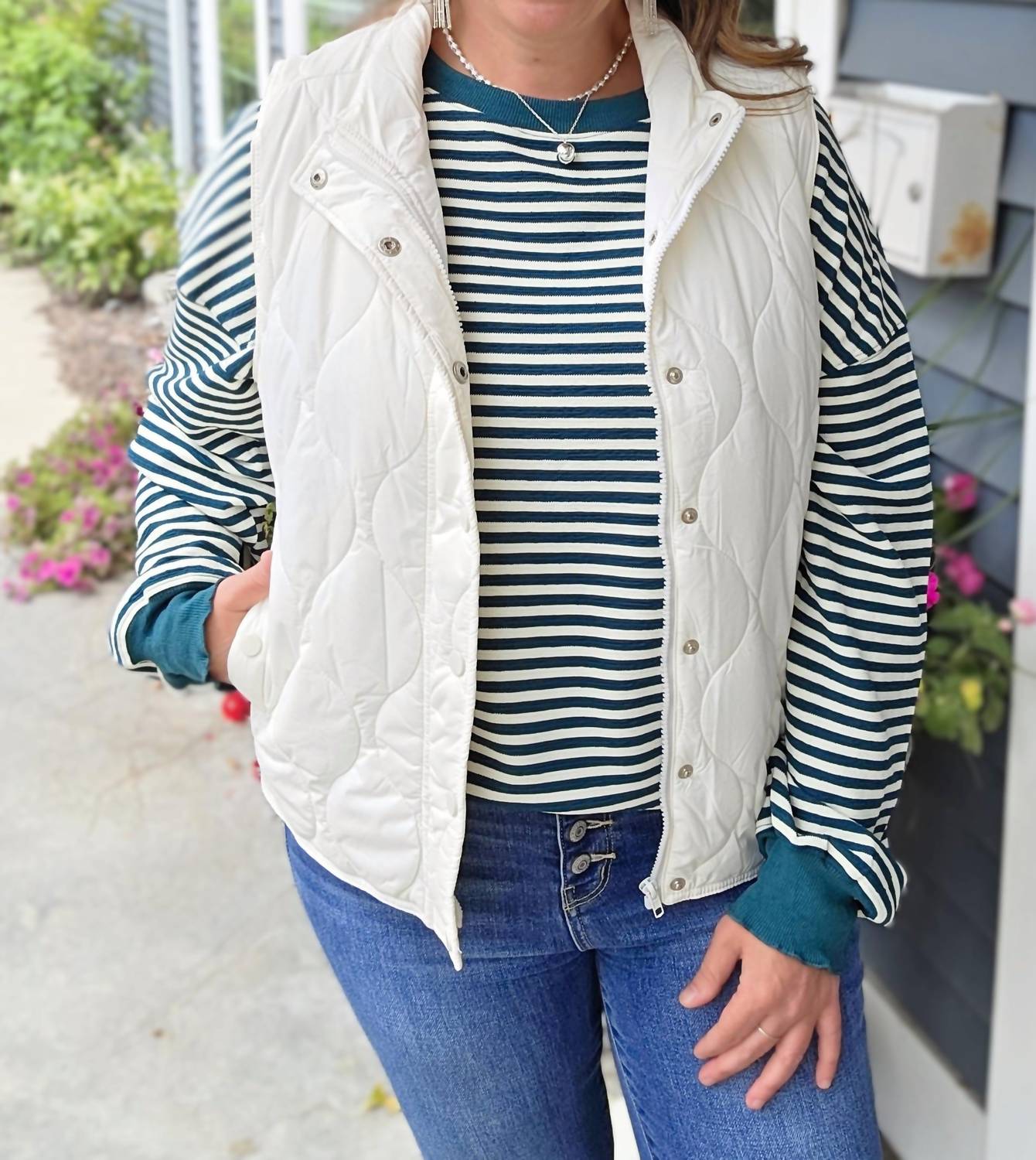 STACCATO Quilted Zip Up Vest in ivory - women's jacket - detail view